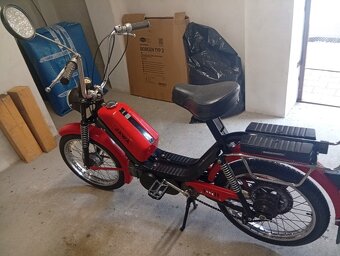 Babeta 210 prodám červené barvy nový model - 2