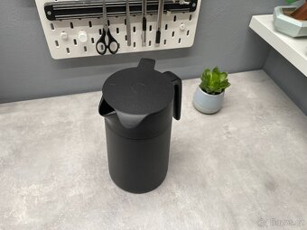 Termoska / Termo-konvice Ikea UNDERLÄTTA - 2