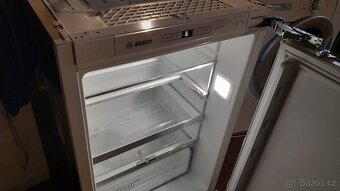 Vestavni Lednice zn Bosch - 2