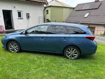 Toyota Auris 1.8 Hybrid Executive - 2