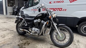 Suzuki 1400 Intruder - 2