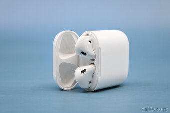 Originál sluchátka Apple AirPods (2019)-se zárukou - 2