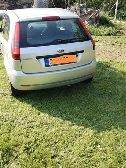 Ford Fiesta 1,3 benzín - 2