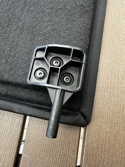 Zadní rozkládací roleta do kufru BMW X7 G07 - 2