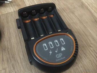 GP Nabíječka baterií Power Bank H500 - 2