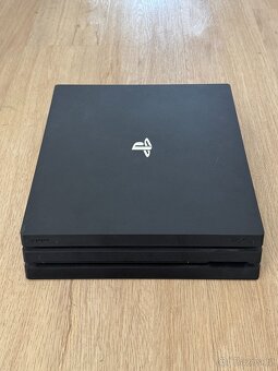 Playstation 4 Pro 1TB (PS4 Pro) - 2