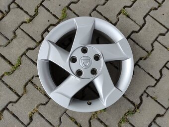 Alu litá kola Dacia Duster 16" + šrouby. - 2