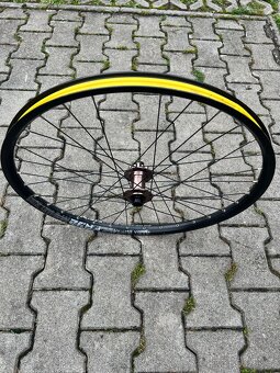 Predni kolo novatec alexrims 26 dirt - 2