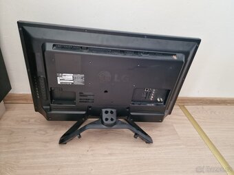 PRODÁNO Televize LG s internetem  82cm - 2