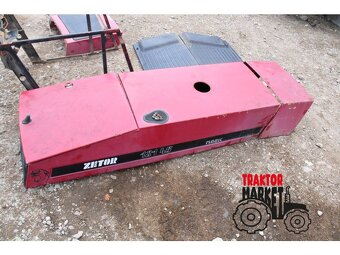 Zetor 8145-16145 kapotáž kompletní - 2