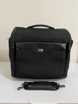 Kufr na notebook HP Deluxe Roller Case 17" - 2
