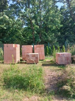 Heluz zbytky ze stavby - 2