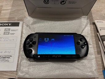 PSP - Playstation Portable E1004 - Street - Komplet - 2