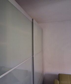 System PAX .Posuvné dveře IKEA . - 2