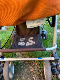 Skladný kočárek s otočnou rukojetí Bumbleride - 2