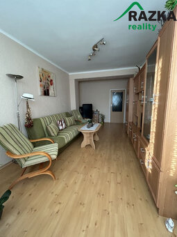 Prodej bytu 2+1  s balkonem v ulici 1. máje - Tachov - 2