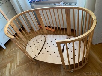 Postýlka stokke - 2