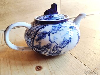 NA PRODEJ KRASNA VIETNAMSKA HAND MADE KONVICKA NA CAJ - 2