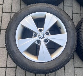 Octavia - 16" Velorum + zimní 205/60 Bridgestone - 2