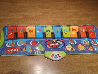 Nový Muzikální kobereček dlouhý 100 sm. - 2