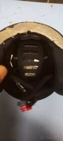 Lyžařská helma - 2
