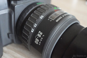 Pentax SF7 + Pentax F Zoom 28–80mm f/3.5–4.5 - 2