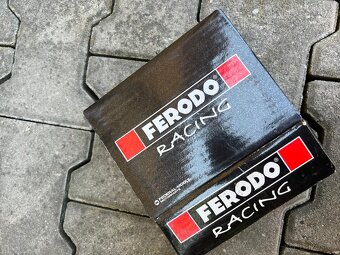 Přední závodní brzdové destičky Ferodo Racing FCP1561H DS 2 - 2
