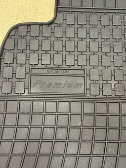 Skoda Yeti gumove koberce - 2