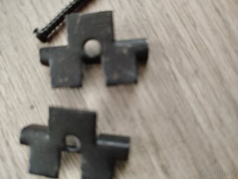 Spony na Wpc terasová prkna. - 2