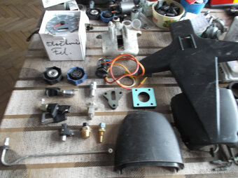 ŠKODA 120-FELICIE SEDADLA-TĚSNĚNÍ-NÁHRADNÍ DÍLY A KAPOTY - 2