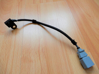 Snímač otáček vačkového hřídele Škoda - 2