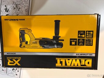 DeWALT Aku vrtací kladivo samostatný stroj - 2