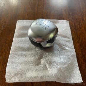 Hlavice řadicí páky BVM6 chrom - 2