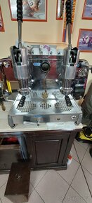 Pákový kávovar FAEMA PRESIDENT - 2