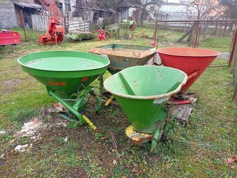 Práškovací Amazone - 2