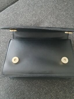 Malá černá kabelka / psaníčko – nová nenošená - 2