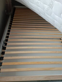 Postel s roštem - 2