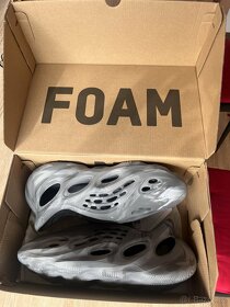Adidas Yeezy Foam Rnnr MX Granite - 2