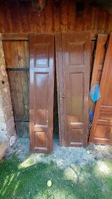 Staré masivní dřevěné dveře - 2