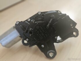 Prodám motorek zadního stěrače  touran/caddy 1t0955711. - 2