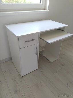 Psací stůl + kancelářská židle - 2