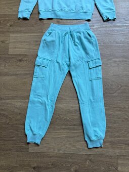 Tepláková souprava DKNY Jeans, vel. 12/14 let - 2