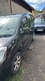 Berlingo 1.6 hdi 68KW multispace 2x šoupačky - 2