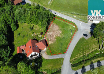 Prodej pozemku 1001 m2 k bydlení v obci Horní Újezd - 2