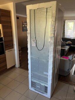 Lednice Samsung BESPOKE RB38C7B6AB1/EF černá - 2