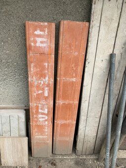 Stavební materiál, zbytky ze stavby - 2