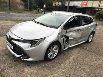 Toyota Corolla Hybrid 1.8i r.v.2021 Comfort Tech 51 tkm ČR - 2