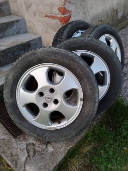 Opel Astra litá kola s pneumatikami 195/60 R15 - 2