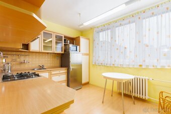 Prodej bytu 2+1, 59 m2, Holasická, Opava - 2