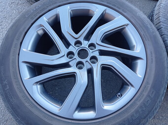5x108 Land Rover Discovery a Evoque 8Jx19 ET45 č.FK7M-1007-R - 2